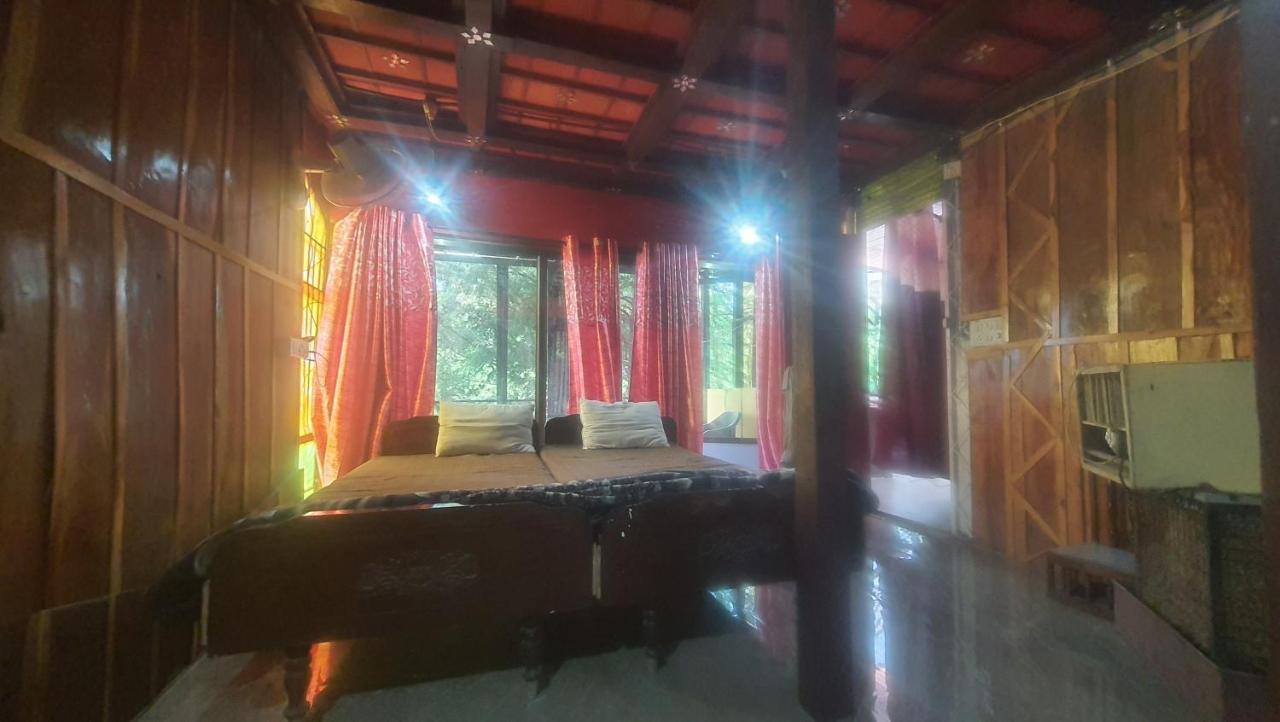Amruta Homestays Chikhaldara Buitenkant foto